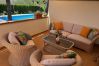 Lejlighed i Marbella - Beachside Family Apartment with Direct Pool Access