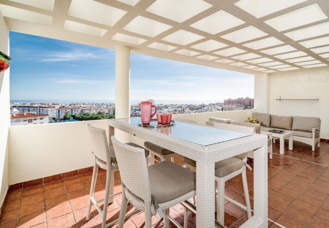 Lejlighed i Estepona - PDM - Elegant Apartment with Breathtaking Sea view