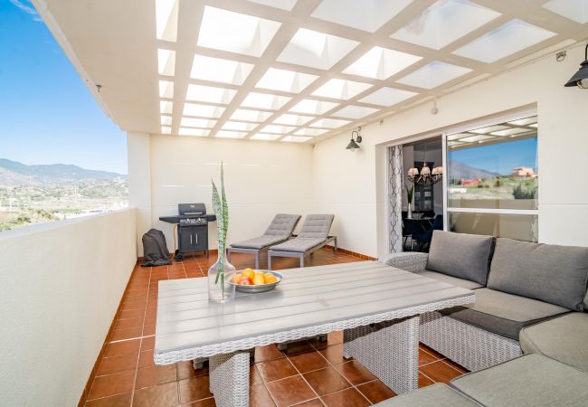 Lejlighed i Estepona - PDM - Elegant Apartment with Breathtaking Sea view