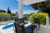 Villa i Marbella - Elegant Villa with sea Views & Pool Marbella