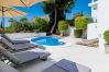 Villa i Marbella - Elegant Villa with sea Views & Pool Marbella