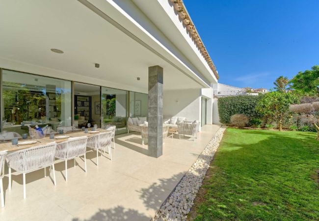 Villa i Marbella - 2244 - MODERN VILLA PUERTO BANUS