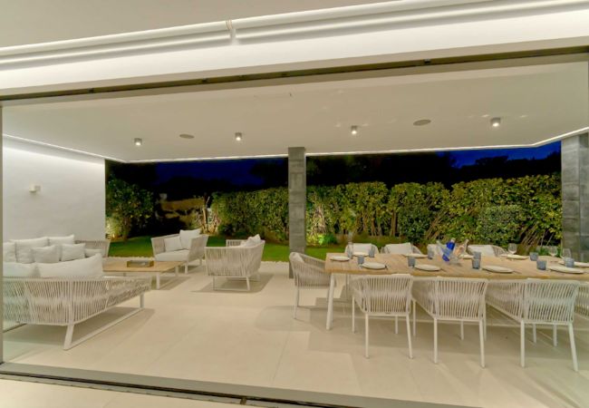 Villa i Marbella - 2244 - MODERN VILLA PUERTO BANUS