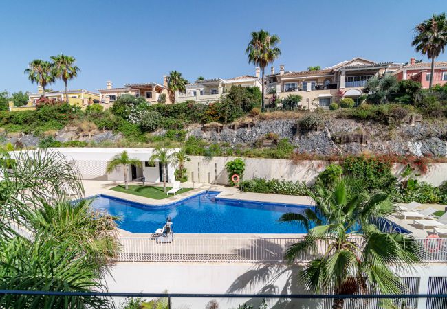 Lejlighed i Nueva andalucia - AZM- Spacious penthouse, plunge pool, sea view