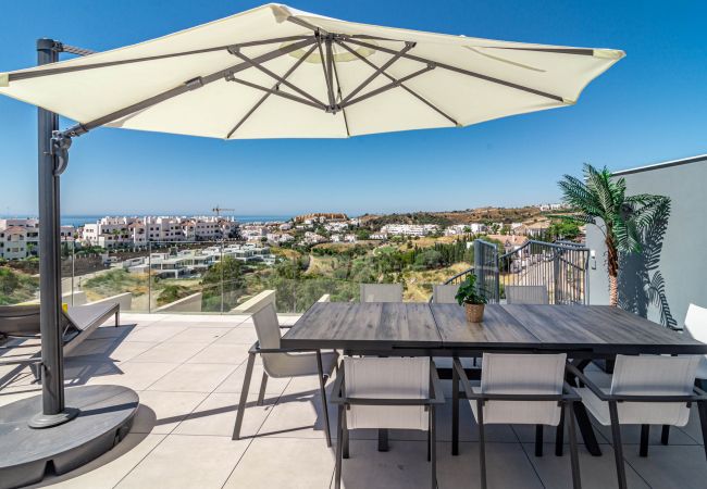 Lejlighed i Estepona - Oasis325- Top class penthouse with stunning views