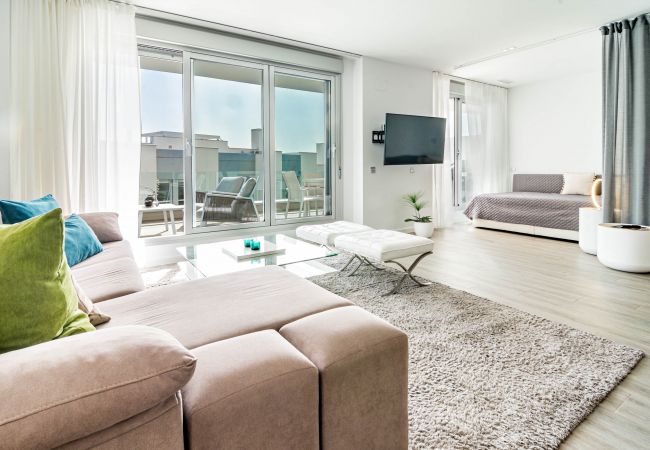 Lejlighed i Estepona - LM11.1A- Modern flat, amazing views