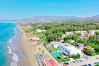 Lejlighed i Marbella - 1104 Charming Beachfront Apartment on Golden Beach