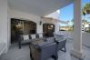 Lejlighed i Marbella - 1104 Charming Beachfront Apartment on Golden Beach