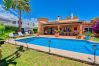 Villa i Marbella - 1109 Charming Family Villa with Panoramic Sea View