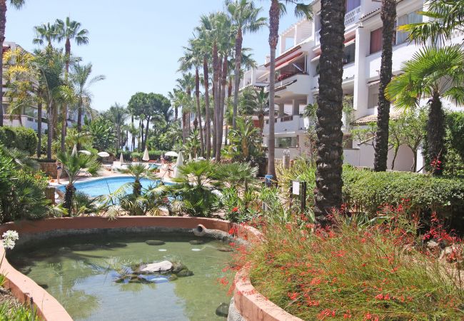 Lejlighed i Marbella - 1105 Exclusive Beachfront Apt on Golden Mile