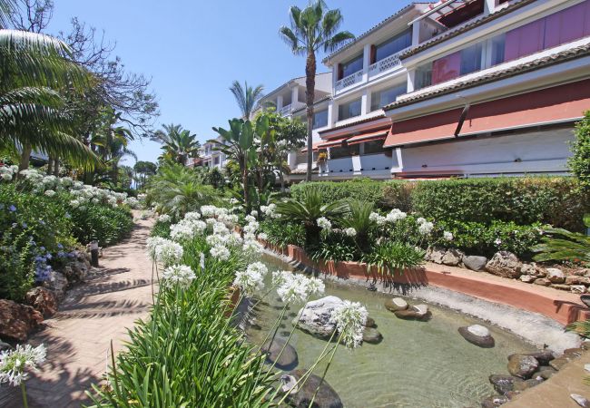 Lejlighed i Marbella - 1105 Exclusive Beachfront Apt on Golden Mile