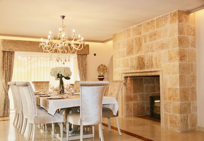 Villa i Marbella - 2055 Beautiful amazing five star Family Luxurious