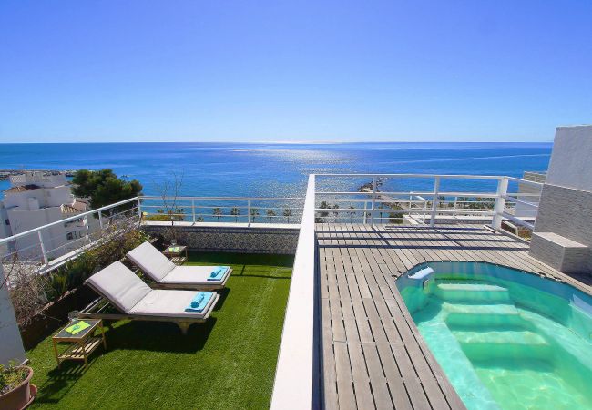 Lejlighed i Marbella - 1149 Stunning Duplex Penthouse with Sea View