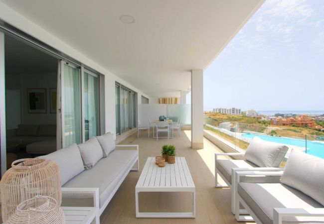 Lejlighed i Estepona - 2202 Modern Apartment with Panoramic Sea Views