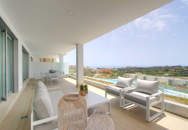 Lejlighed i Estepona - 2202 Modern Apartment with Panoramic Sea Views