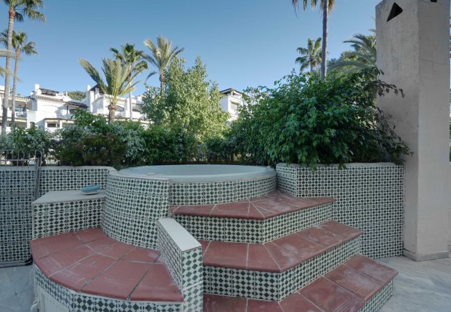 Lejlighed i Marbella - 2033 Beachfront Family Apartment on Golden Beach