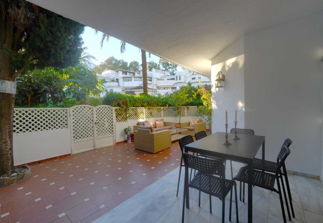 Lejlighed i Marbella - 2039 Cozy Beachfront Apartment on Golden Beach