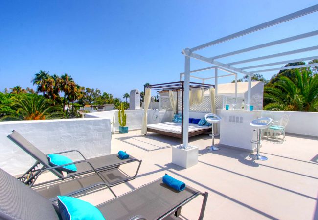 Lejlighed i Marbella - 1094 Luxurious Golden Beach Duplex Penthouse