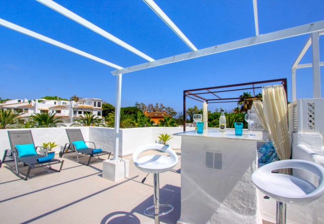 Lejlighed i Marbella - 1094 Luxurious Golden Beach Duplex Penthouse