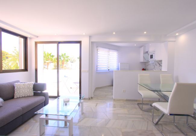 Lejlighed i Marbella - 1094 Luxurious Golden Beach Duplex Penthouse