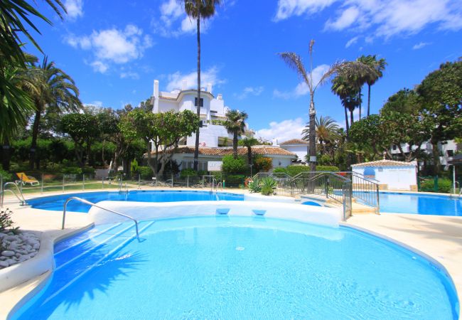 Lejlighed i Marbella - 1094 Luxurious Golden Beach Duplex Penthouse