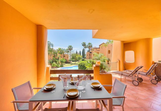 Lejlighed i Estepona - 1132 Relaxing Bel Air Apartment with Pool Views