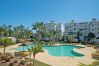 Lejlighed i Estepona - 1126 Elegant Apartment with Terrace by the Beach