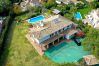 Villa i Estepona - 1175  Exclusive Villa with Heated Pool