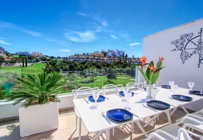 Villa i Mijas Costa - 1166 Modern Luxury Villa with Panoramic Golf Views