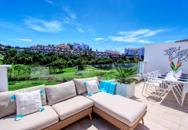 Villa i Mijas Costa - 1166 Modern Luxury Villa with Panoramic Golf Views