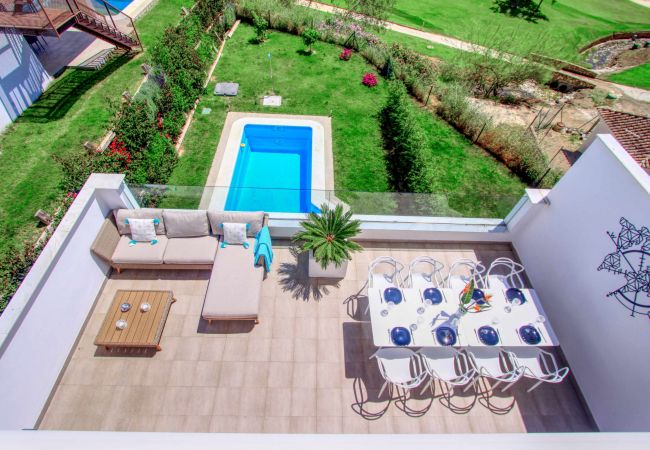 Villa i Mijas Costa - 1166 Modern Luxury Villa with Panoramic Golf Views