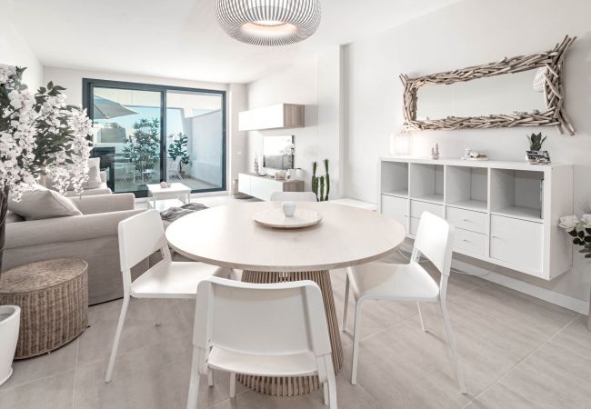 Lejlighed i Estepona - VG12- Modern family apartment in Vanian Gardens