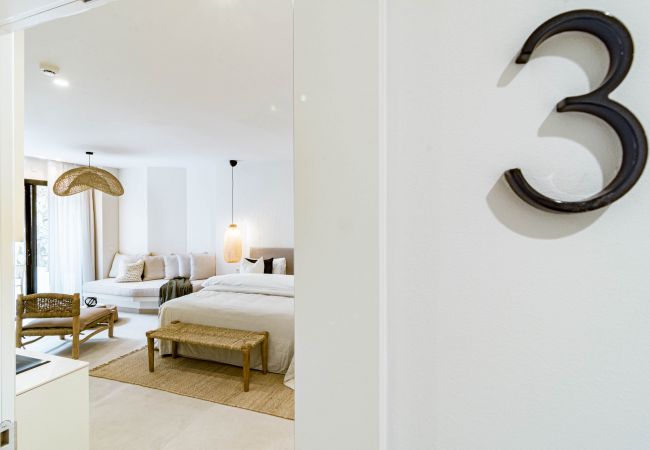 Lejlighed i Estepona - A3- SeaClub Suites by Roomservices