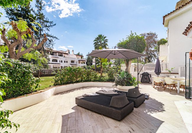 Lejlighed i Marbella - GC - Spacious flat in Golden beach Marbella