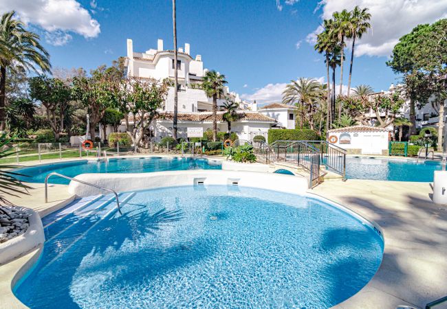 Lejlighed i Marbella - GC - Spacious flat in Golden beach Marbella