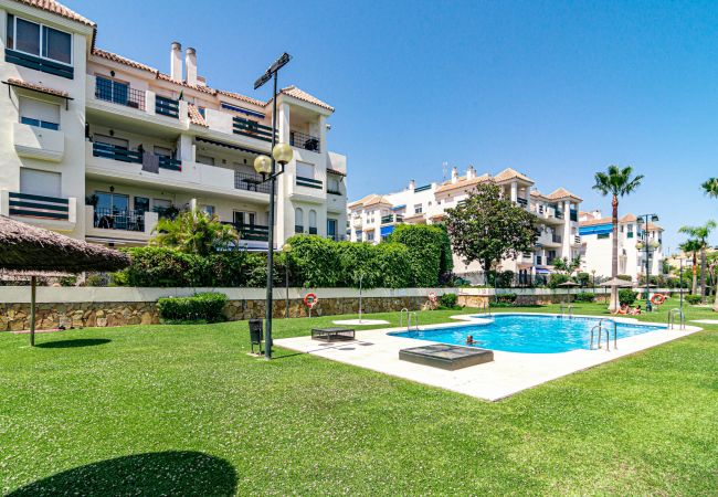 Lejlighed i Nueva andalucia - LCR1- Lovely ground floor apartment, Puerto Banus