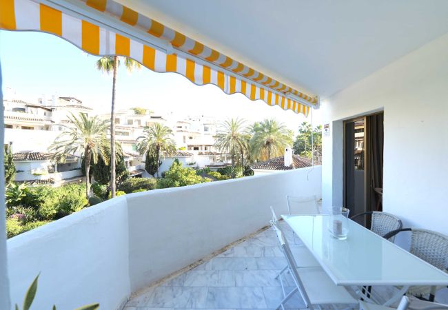 Lejlighed i Marbella - 2035 Modern Family Apartment on Golden Beach