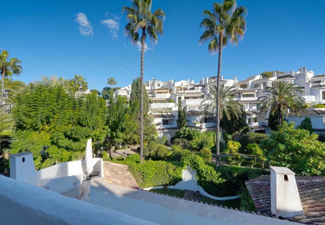 Lejlighed i Marbella - 2035 Modern Family Apartment on Golden Beach