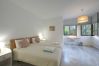 Lejlighed i Marbella - 2035 Modern Family Apartment on Golden Beach