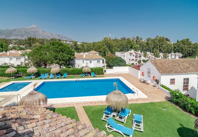 Byhus i Nueva andalucia - EN37- Spacious, cozy townhouse, Marbella