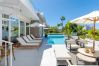 Villa i Marbella - Stunning Modern Villa Heated Pool, Gym & Cinema