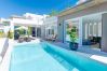 Villa i Marbella - Stunning Modern Villa Heated Pool, Gym & Cinema