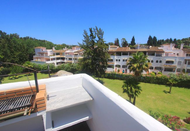 Lejlighed i Marbella - 2038 Family-Friendly Penthouse with Stunning Views