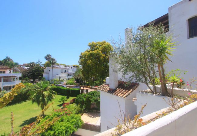 Lejlighed i Marbella - 2038 Family-Friendly Penthouse with Stunning Views