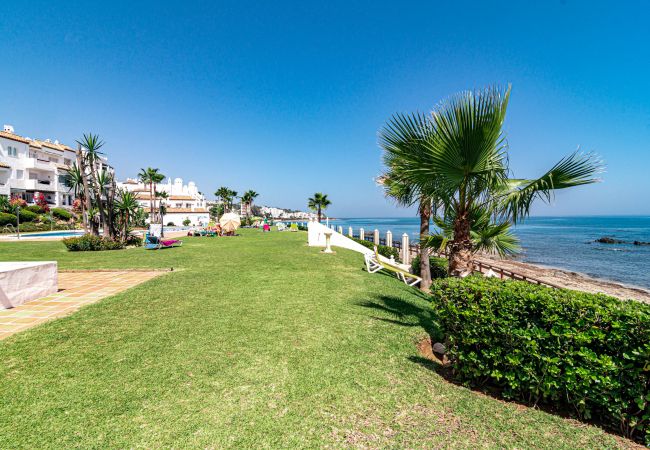 Lejlighed i Mijas Costa - PL- Beachfront seaview aptm – Playa de la Lucera