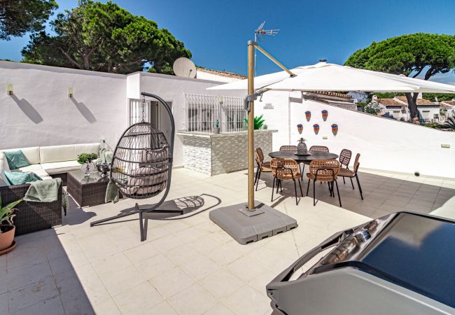 Byhus i Estepona - BEN32- Beach townhouse, Estepona by Roomservice