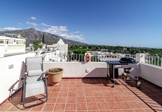 Byhus i Nueva andalucia - AP103- Aloha Pueblo Marbella by Roomservices