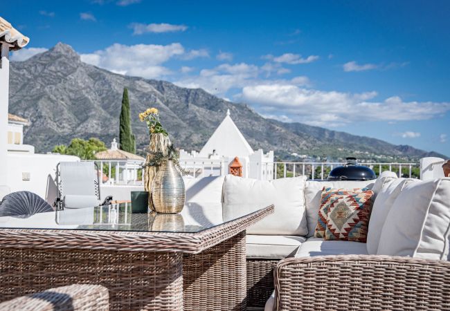 Byhus i Nueva andalucia - AP103- Aloha Pueblo Marbella by Roomservices