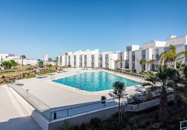 Lejlighed i Estepona - LM322B- Newly built apartment with sea views