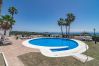 Byhus i Nueva andalucia - LAG - Spacious 3BR townhouse with private jacuzzi